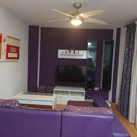 Piso Ferrara تورّوكس كوستا
